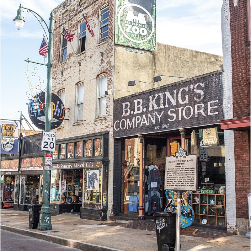 World Famous Beale Street ~ Memphis&nbsp;Tennessee